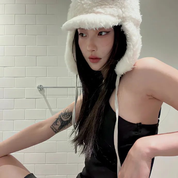 风流艳妇